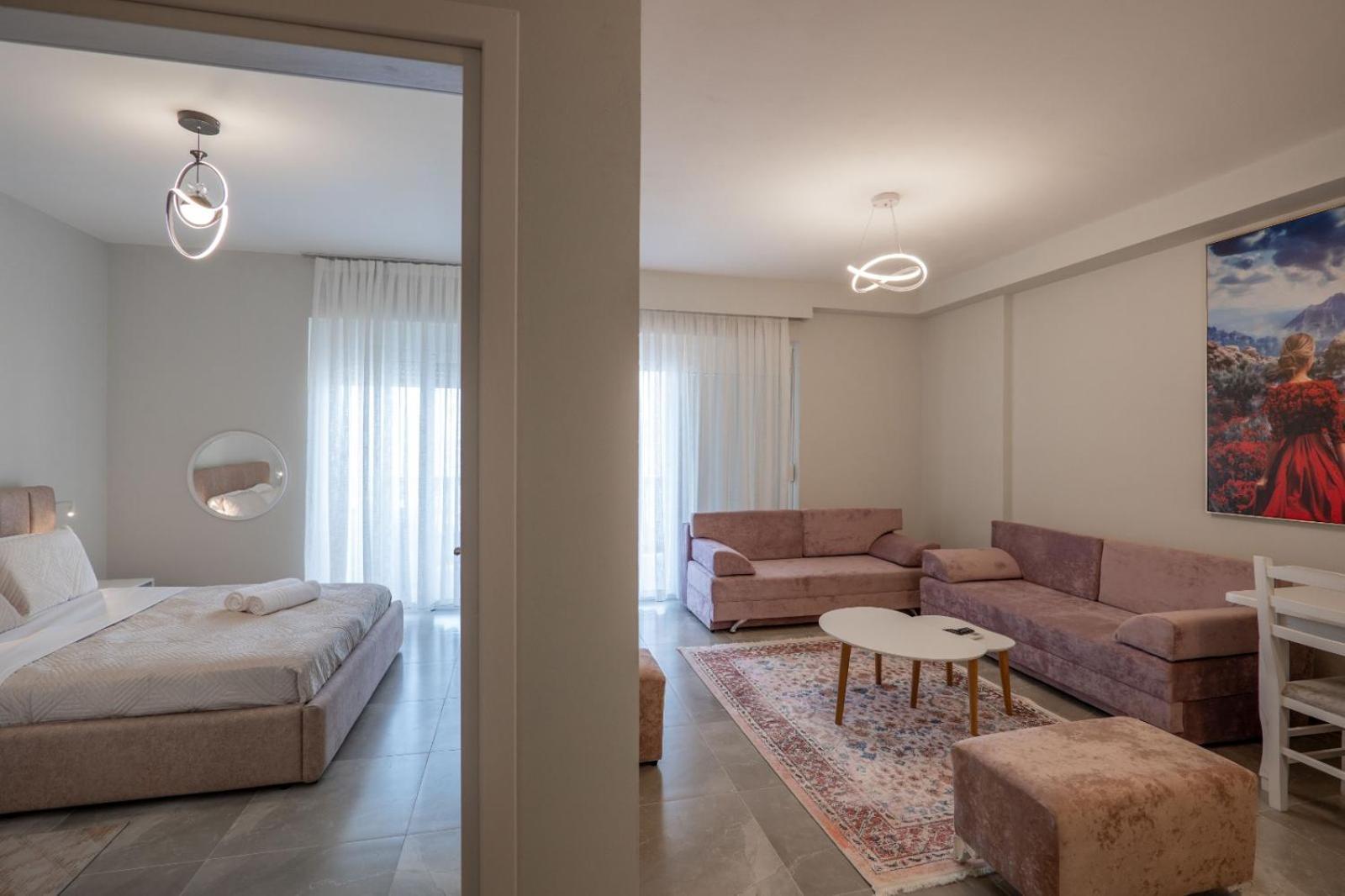 Esel Apartments Sarandë Exterior foto