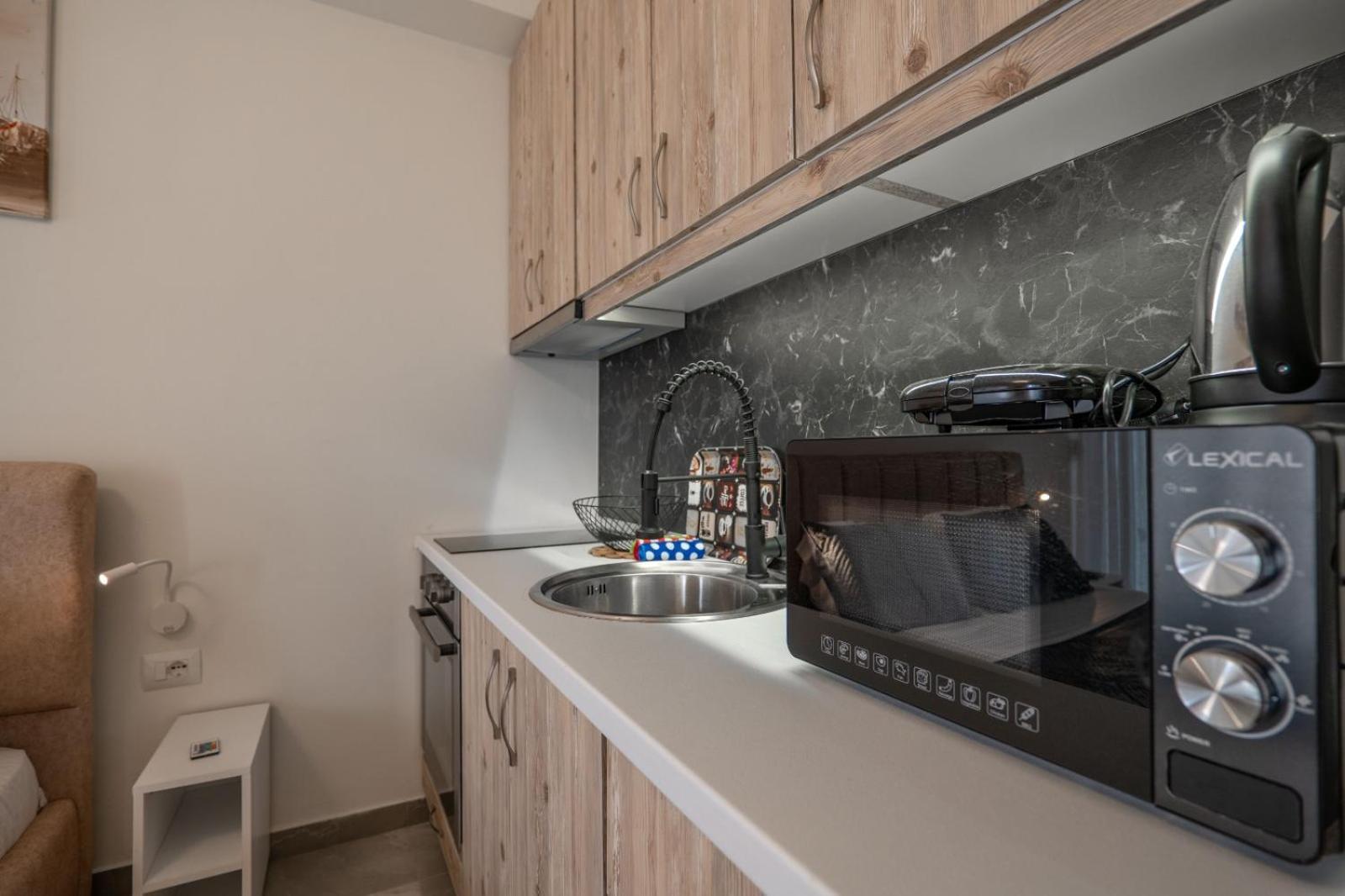 Esel Apartments Sarandë Exterior foto